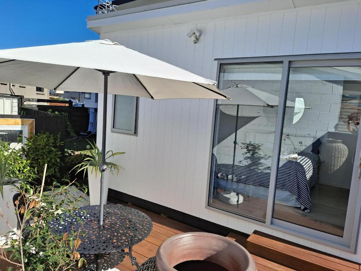 Pod Bach On Tweed Hotel Tauranga Exterior foto