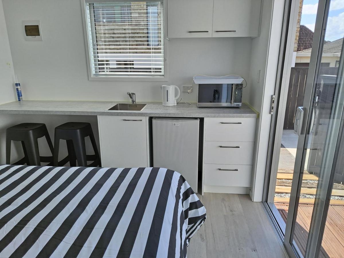 Pod Bach On Tweed Hotel Tauranga Exterior foto